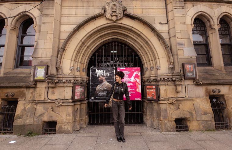 Muziekstad Manchester als thuisbasis voor nieuw talent Akemi Fox