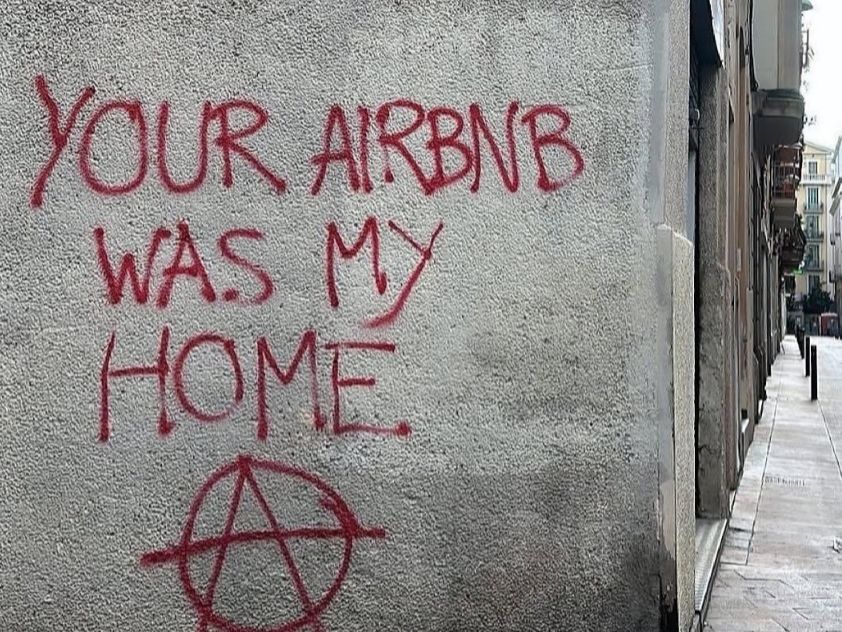 Gaat Barcelona de onleefbaarheid van Amsterdam achterna?