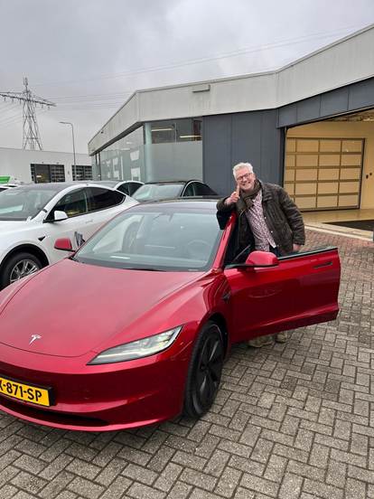 Zelfrijdend met je Tesla naar de supermarkt: hoe veilig is het?