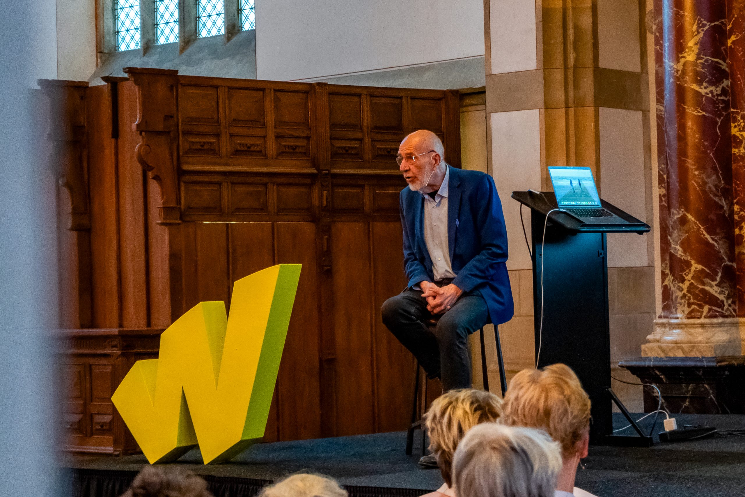 Matthijs Schouten over hoe een verschuiving in mens- en wereldbeeld de natuur helpt herstellen. ‘Wie denken we nou eigenlijk te zijn?’