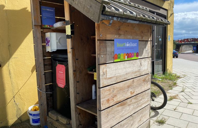 Met de buurtkoelkast wisselen de Hovenaren eten met elkaar uit