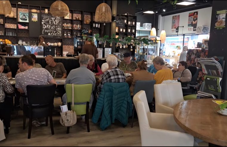 Eén tegen eenzaamheid in Lelystad Stadshart bij Humanitas Ontmoeting