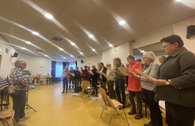 Saamhorigheid in dinsdagochtendkoor: ”Ik ben hier buren tegengekomen die ik eerst niet kende”