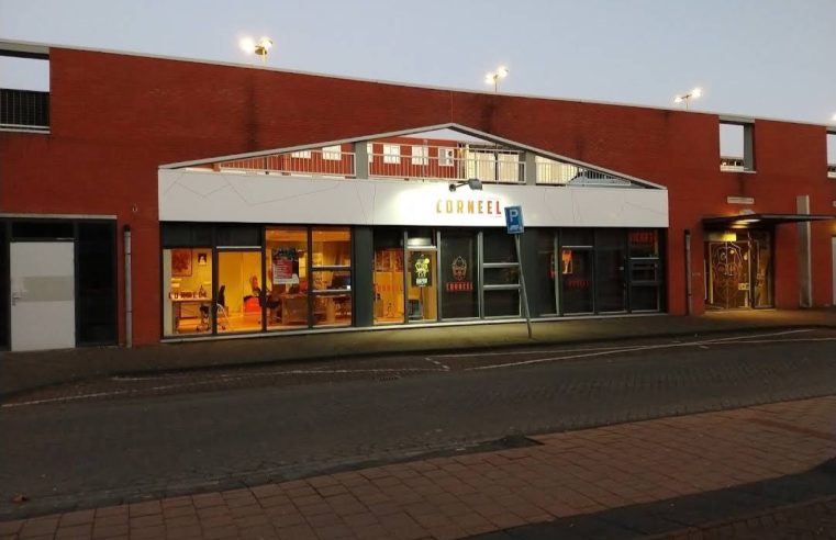 Poppodium Corneel verwelkomt nieuwe directeur en geeft samen met vrijwilligers vorm aan het poppodium