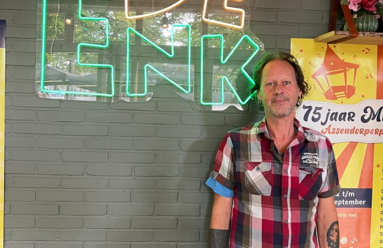 Robby over zijn leven in Assendorp en de Enk