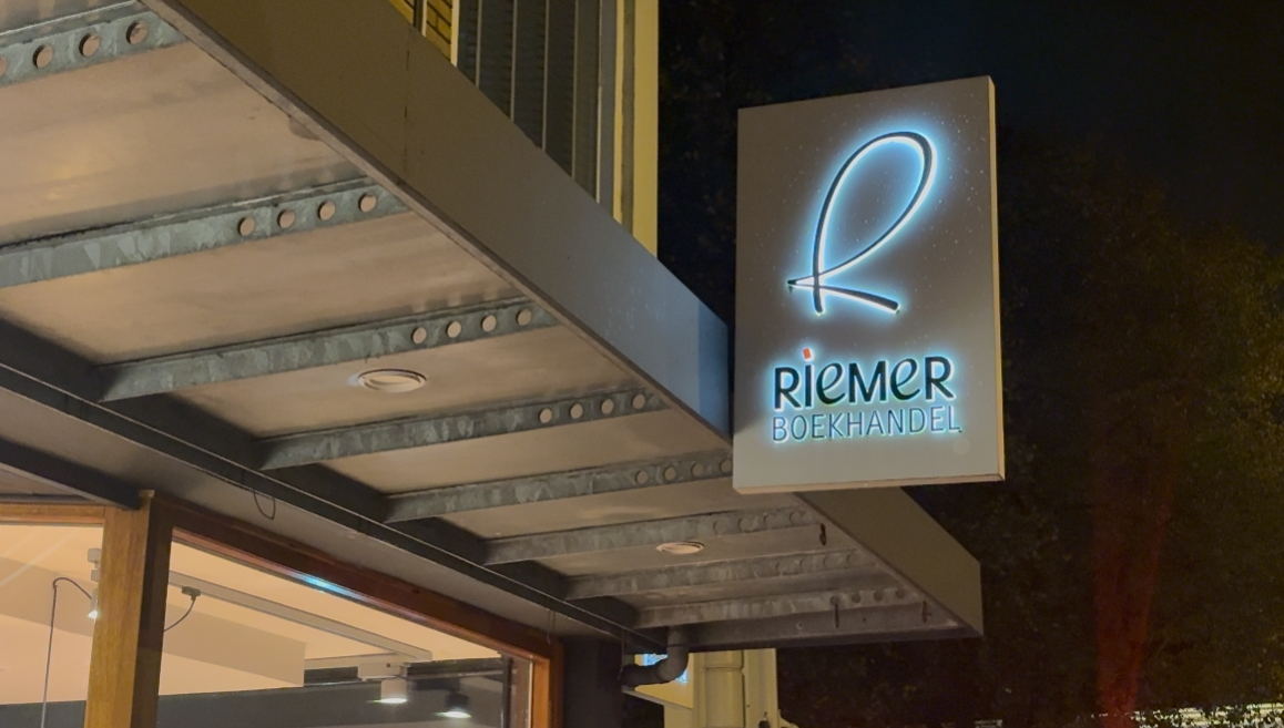 Boeken Club bij boekhandel Riemer in Groningen