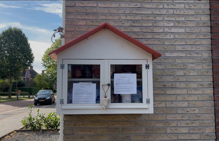 Weggeefkastje in Kloosterveen brengt de buurt samen