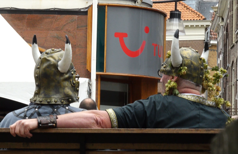 Nationale Bokbierdag in Zutphen brengt mensen bij elkaar