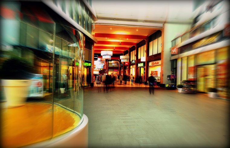 Plannen voor 24/7 Basic-Fit in Roombeek zorgen voor onrust in de buurt