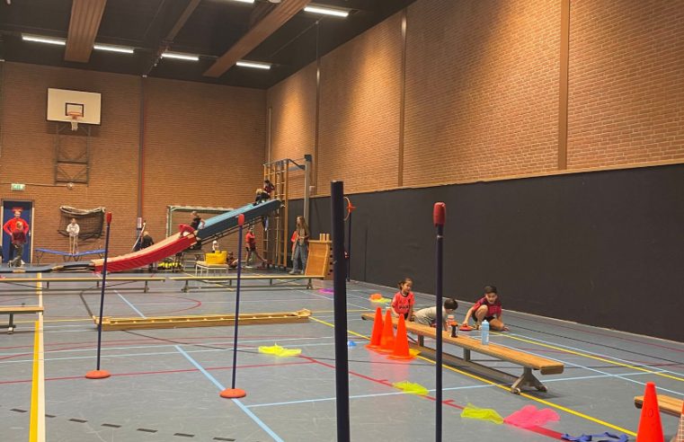 Olympische sferen in Schelfhorst: Kinderen ontdekken de Winterspelen