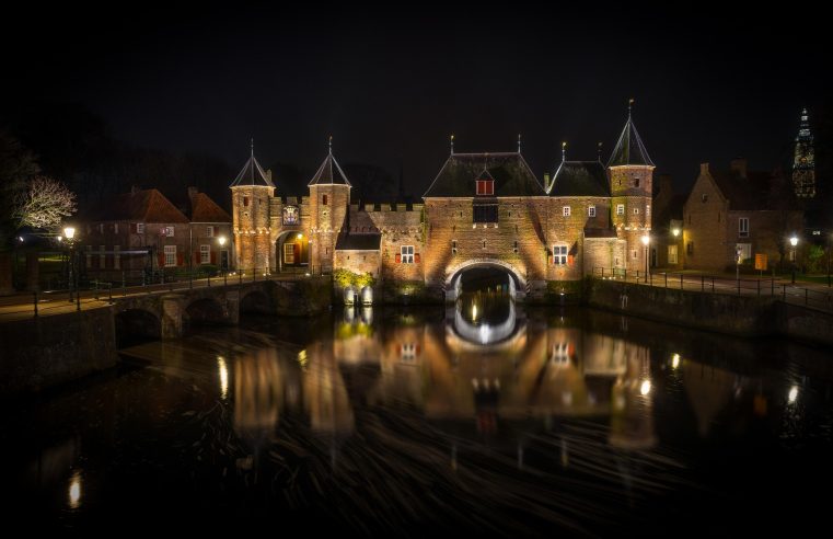 Het verbinden van Amersfoorters