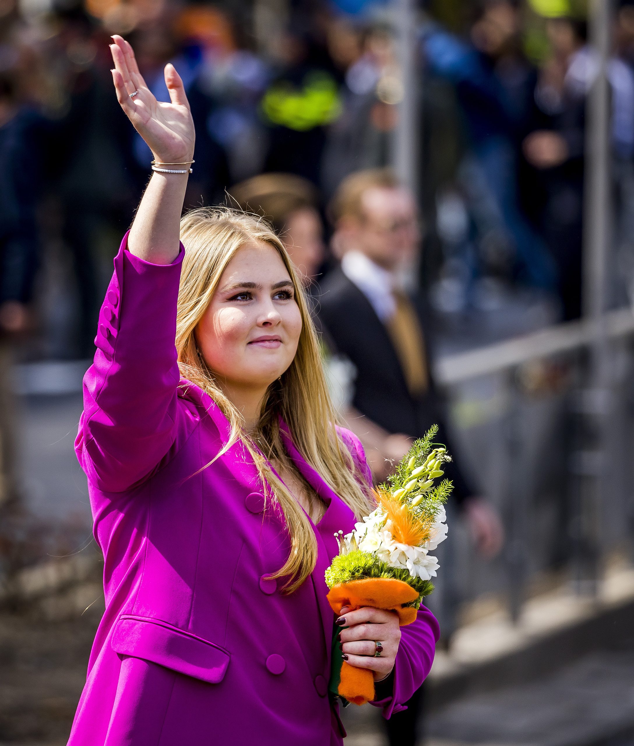 Een jaartje voor jarige Amalia erbij maar ook meer negativiteit erbij, wat is belangrijker; mentale gezondheid of het imago van het Koninklijk Huis?