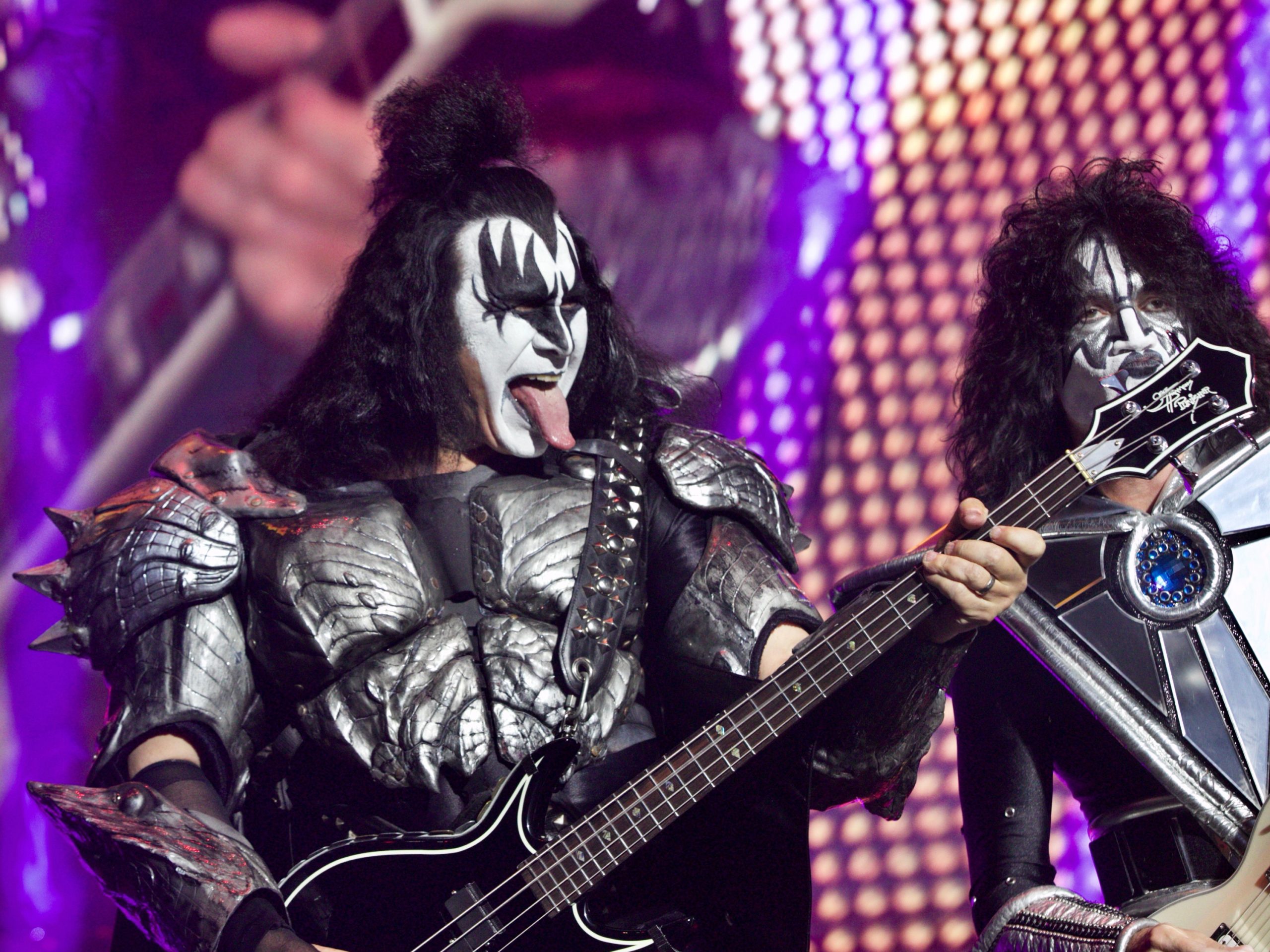 Rockband Kiss kondigt aan verder te gaan als hologram: “Ik vind het verschrikkelijk”