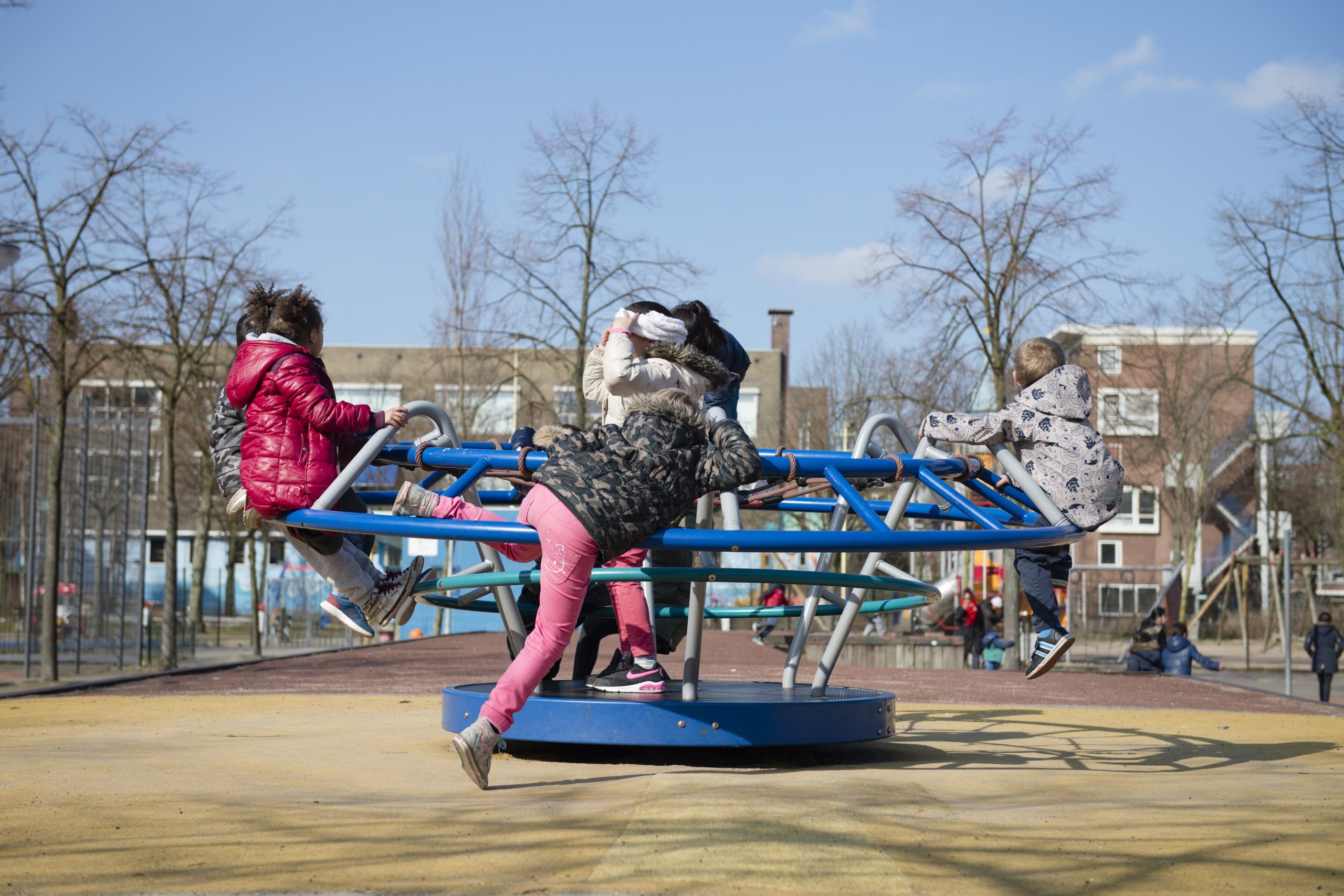 Basisschoolkinderen sporten een stuk minder zowel op als buiten school