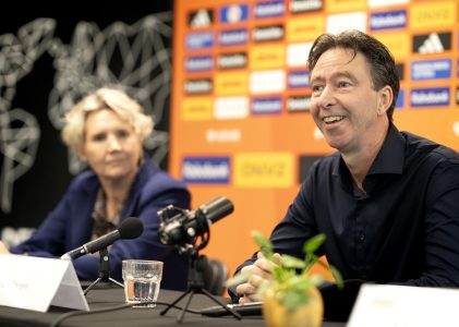 RAOUL EHREN VERRUILT BELGIË VOOR NEDERLANDSE HOCKEY DAMES