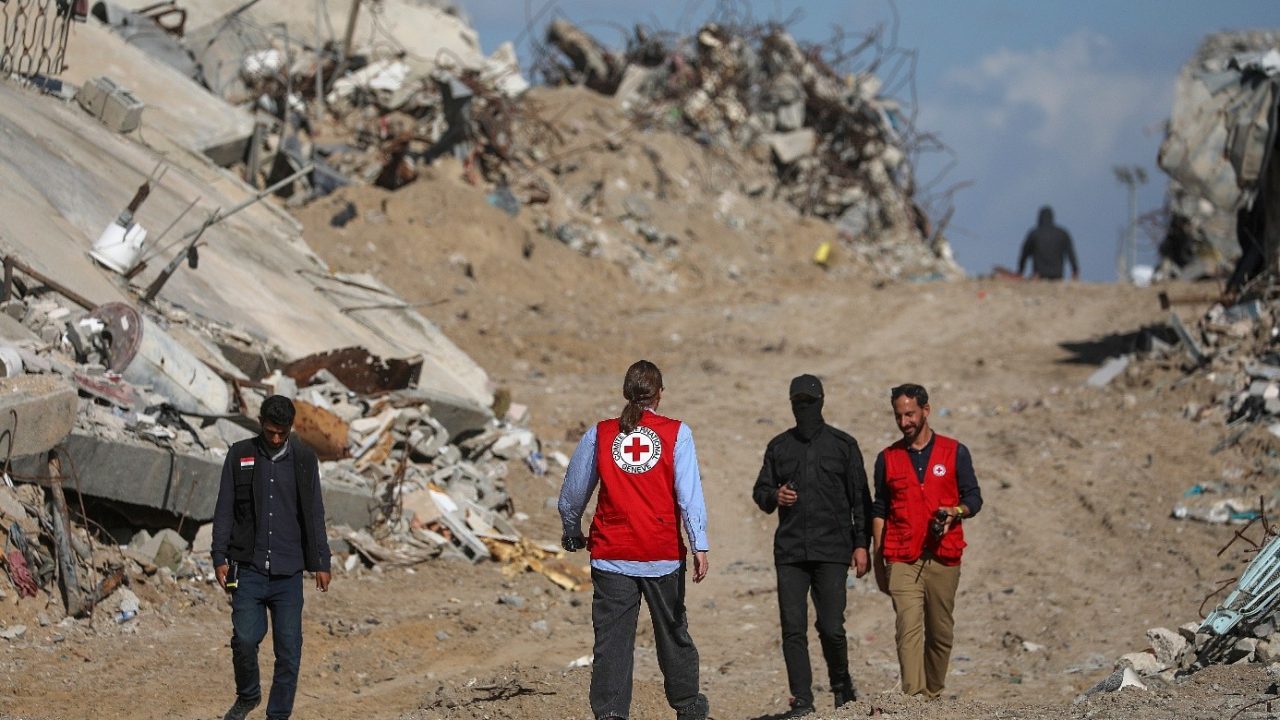 Duizenden dode verplegers, AzG pleit voor actie
