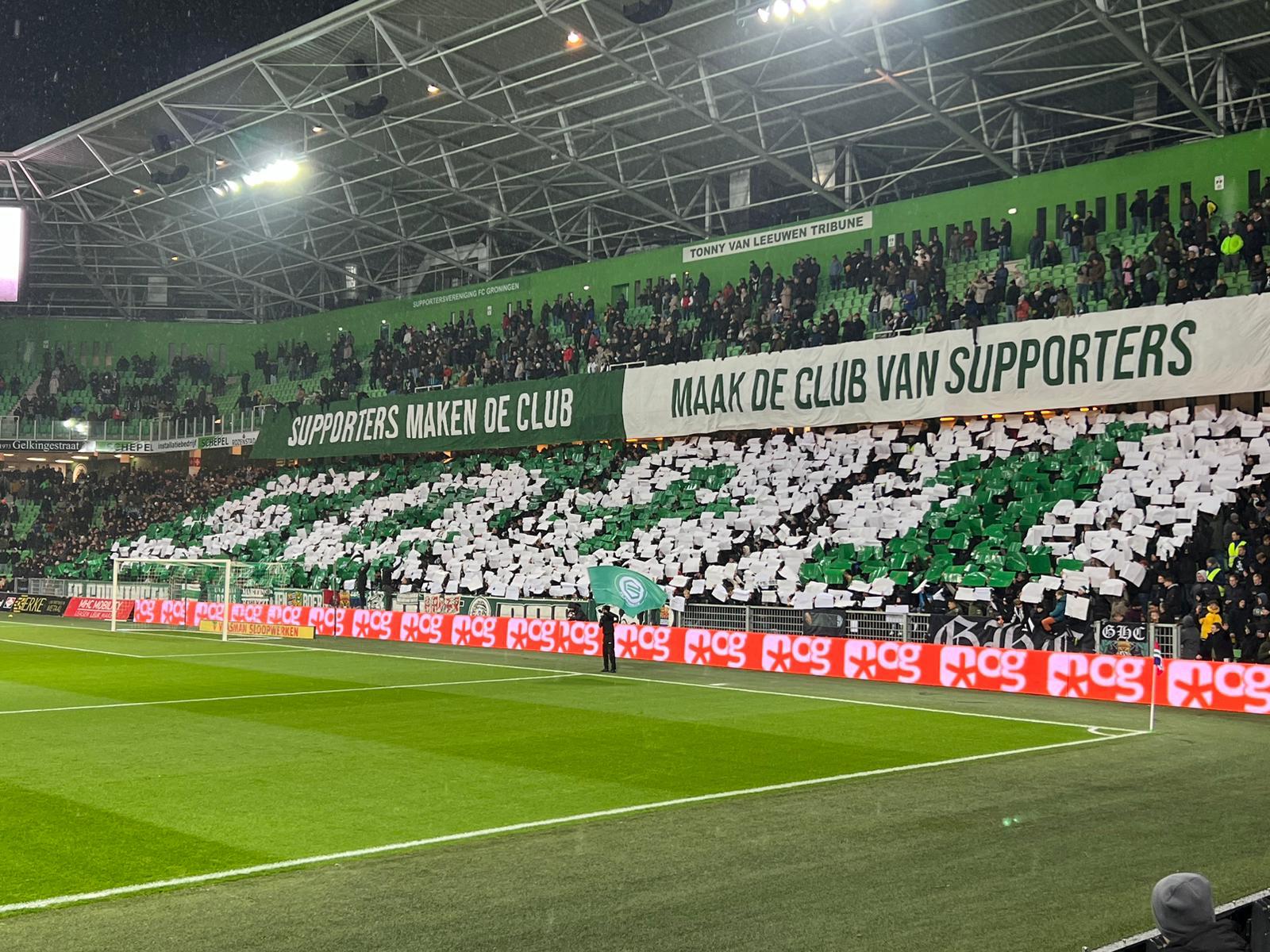 Fans van FC Groningen zijn boos over digitaal toegangsbewijs