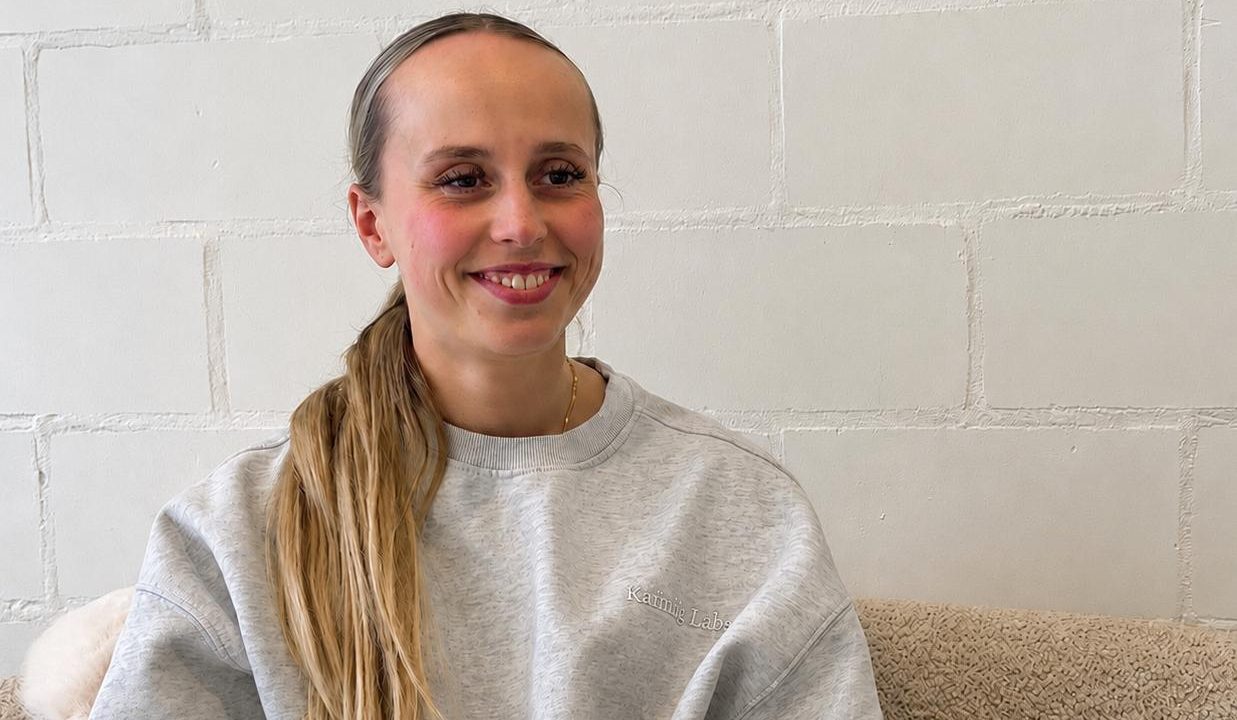 Van thuis naar een eigen salon: hoe Evie haar plek vond als jong onderneemster