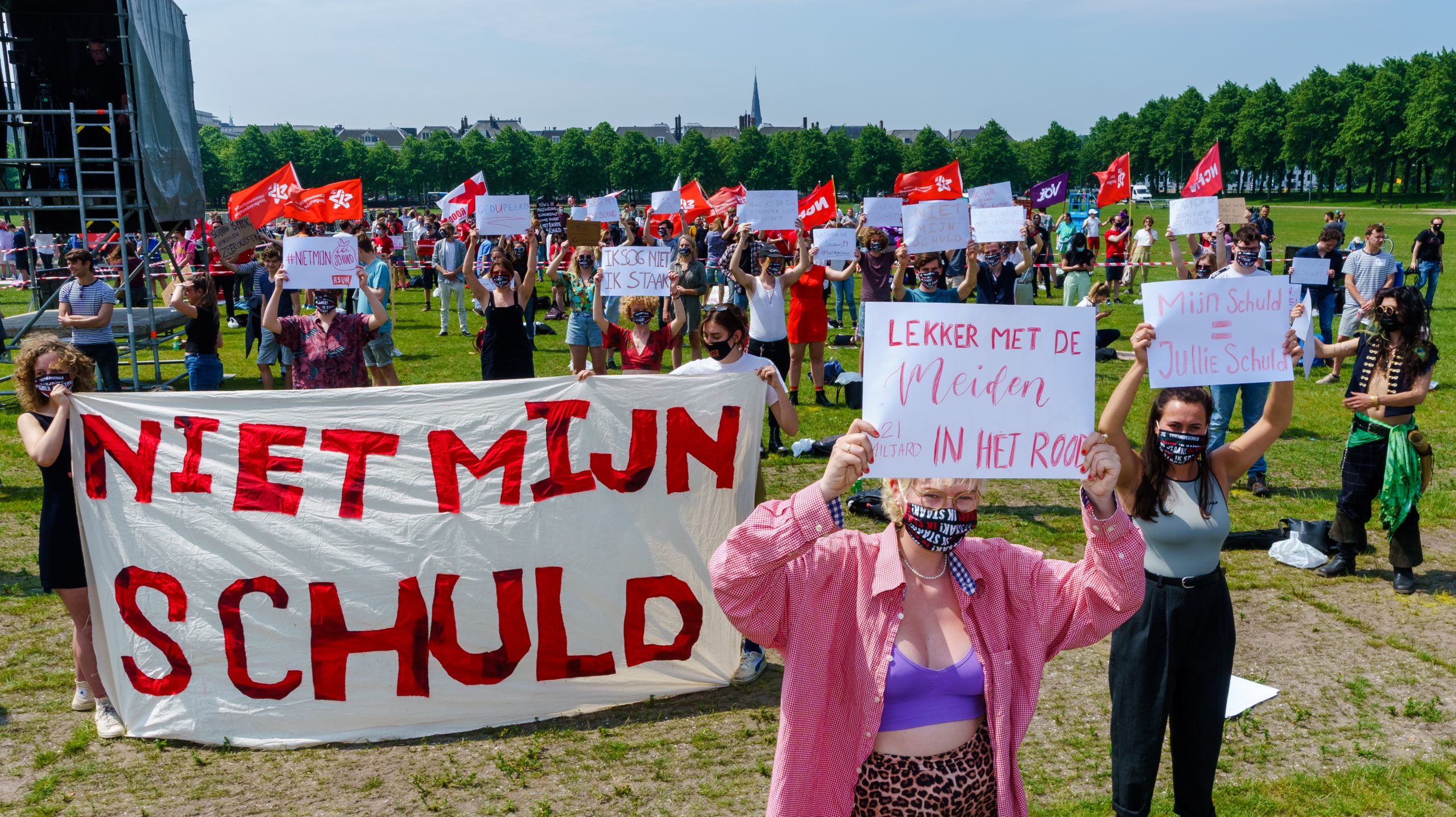 Uitwonende studenten kritisch op basisbeurs