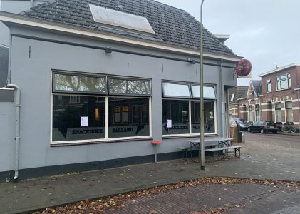 Snackhoek Salland afgebrand na hevige brand