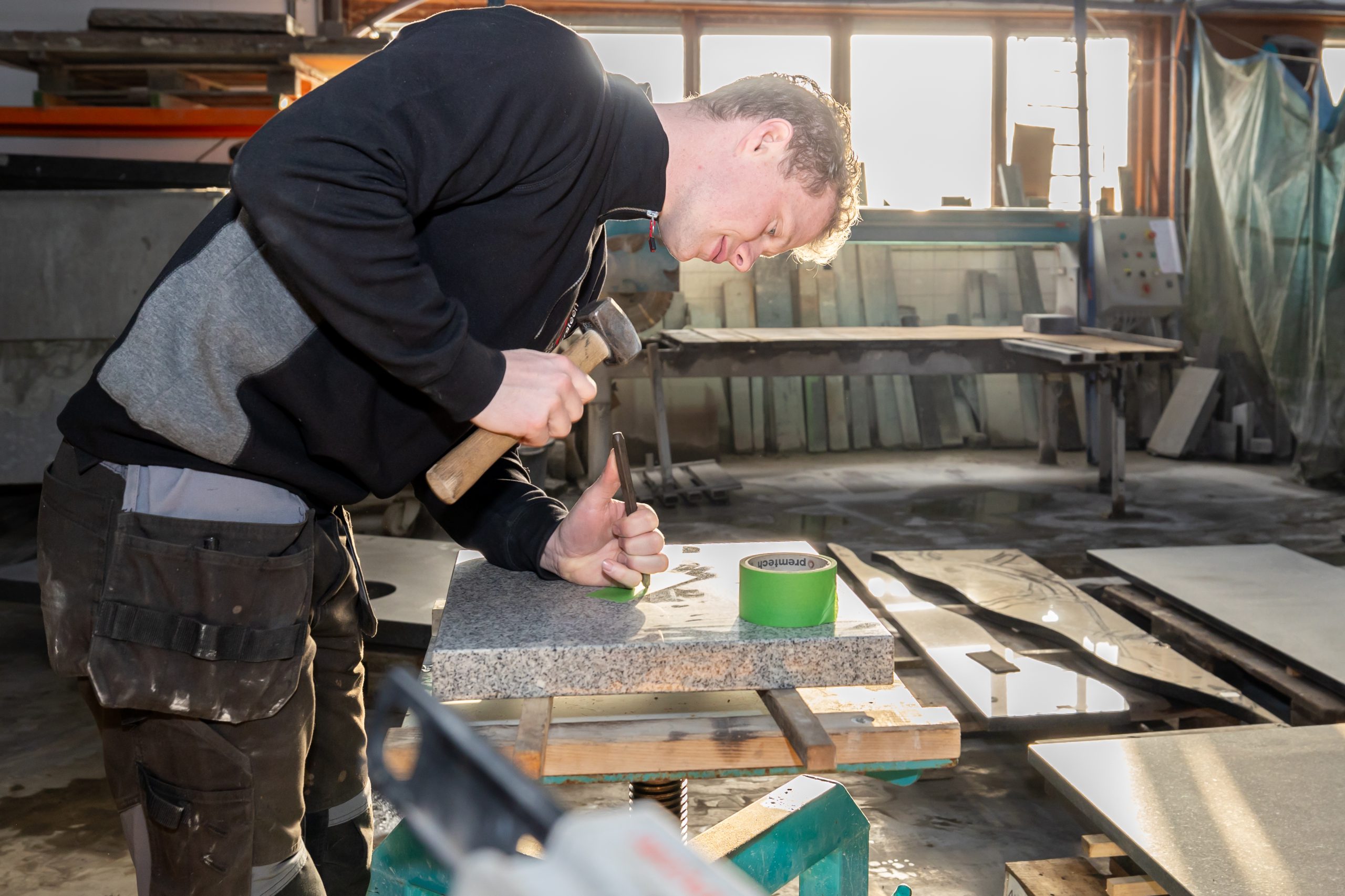 Gianni (25) werd op zijn negentiende mede-eigenaar van zijn familiebedrijf: „Mijn ouders zeiden altijd dat ik het niet moest doen”