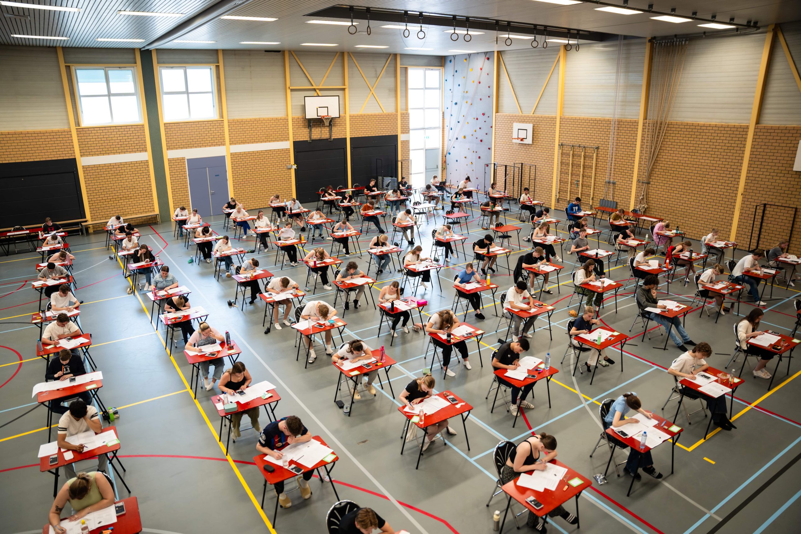Van Havo naar VWO: Een Tweede Ronde Examenervaringen Met Yfke