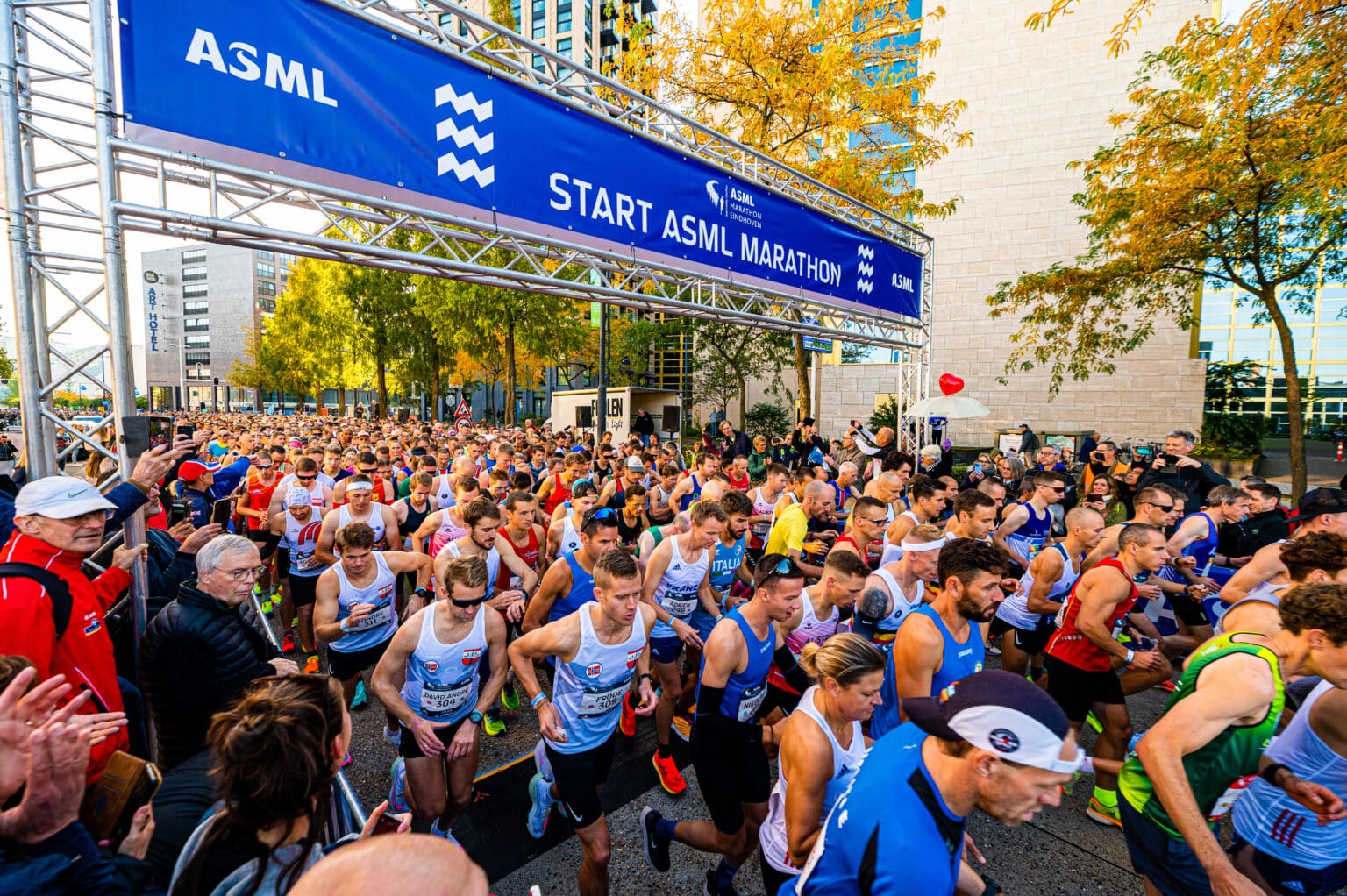 Marathon van Eindhoven met recordaantal deelnemers klaar voor snelle tijden