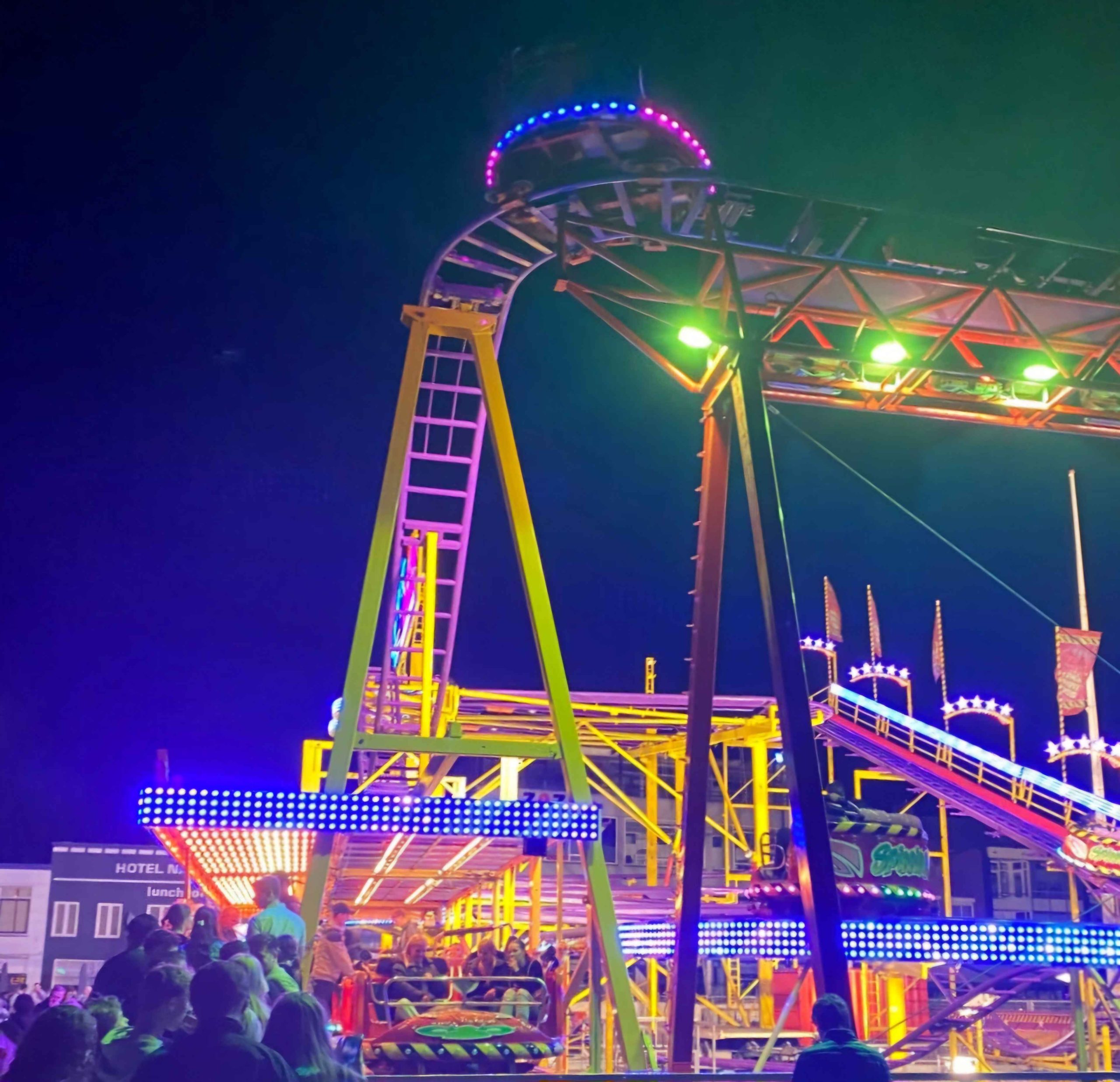 Spectaculaire lichtshow op Lambertuskermis in Hengelo