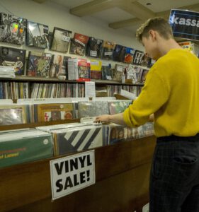 Verkoopcijfers vinylplaten blijven stijgen
