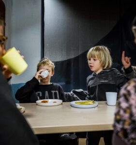 Steeds meer mensen haken af voor pleegouderschap