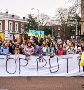 Nederland stuurt opnieuw gevechtsmaterialen naar Oekraïne: ‘Het kan een heel hevig gevecht gaan worden met veel verliezen aan beide zijden’