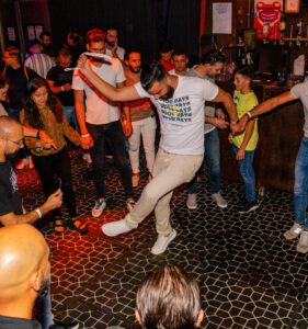 Dabka dance brengt Syriërs en Nederlanders samen