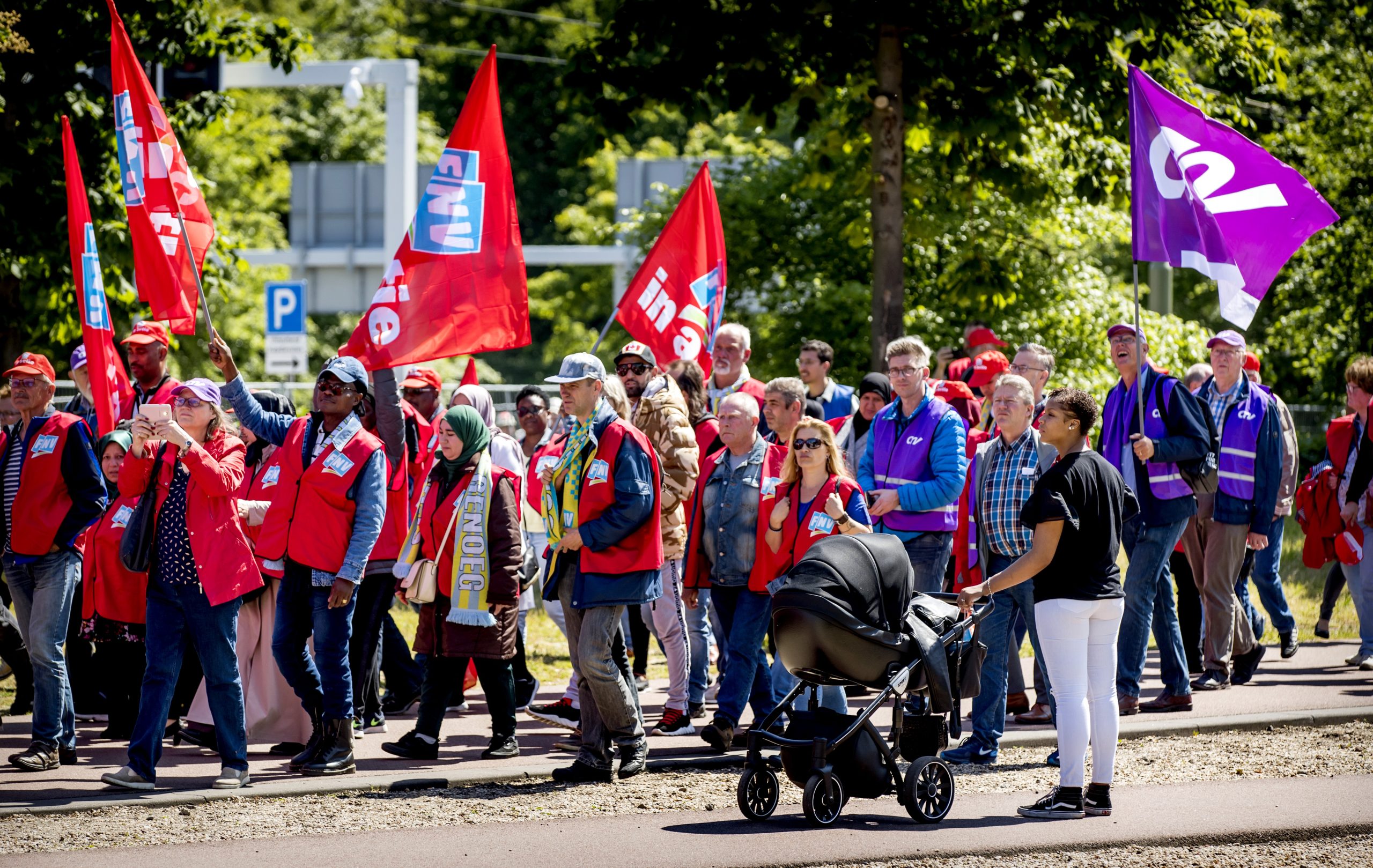 CNV: vicieuze cirkel in zorgsector moet doorbroken worden