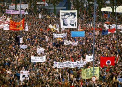 Week van de ontwapening begint: ”Er hoeft maar één iemand een druk op de knop geven’