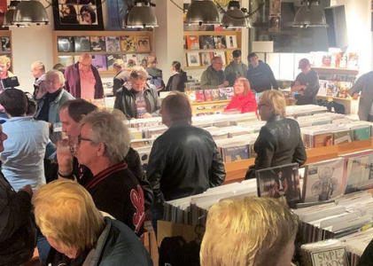 Platenzaken ’s nachts open voor nieuw album van The Rolling Stones