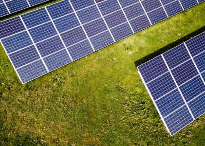 Mogelijke komst zonneveld en windmolens langs A28 in Nijkerk