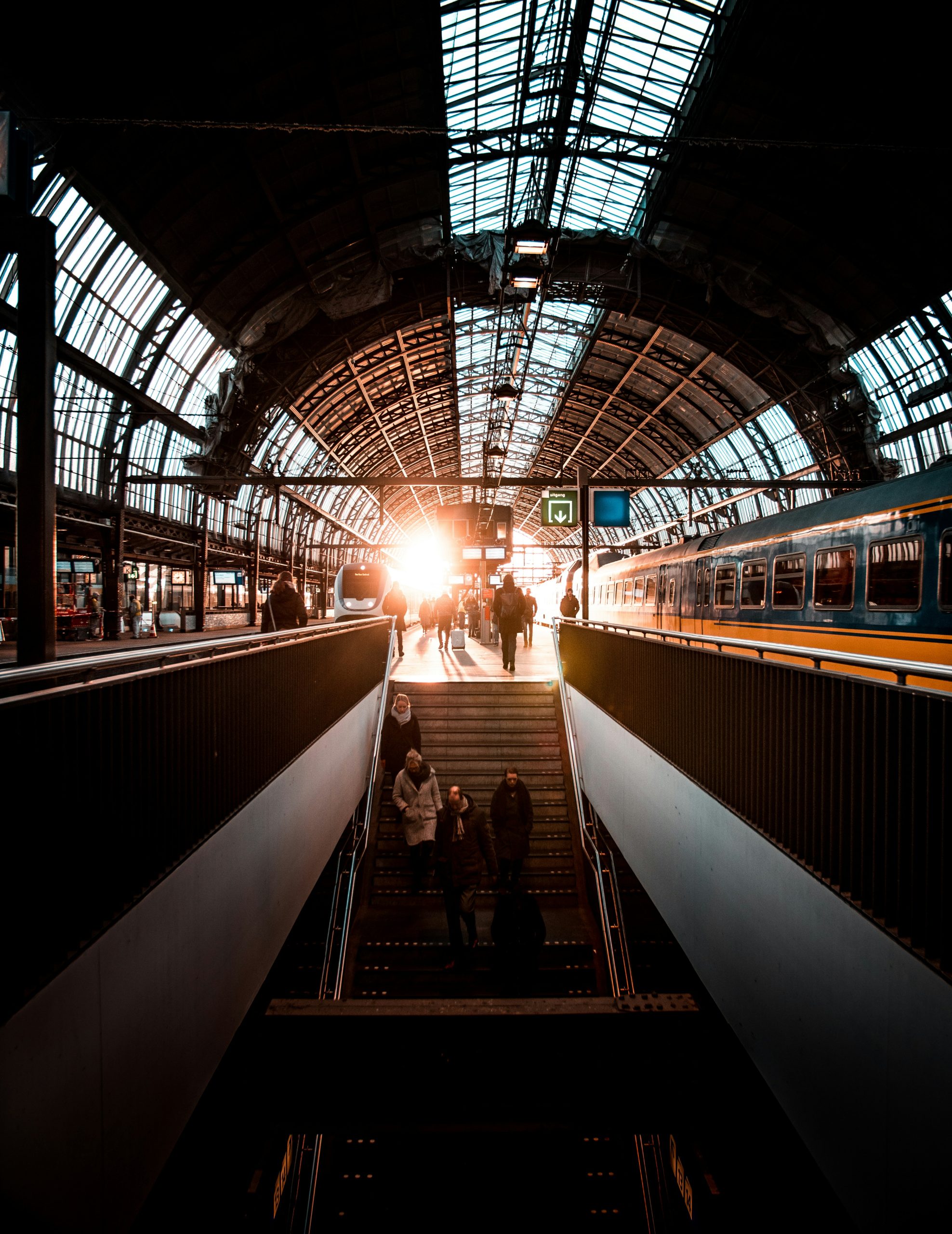 Het 135-jarig bestaan van Amsterdam Centraal Station