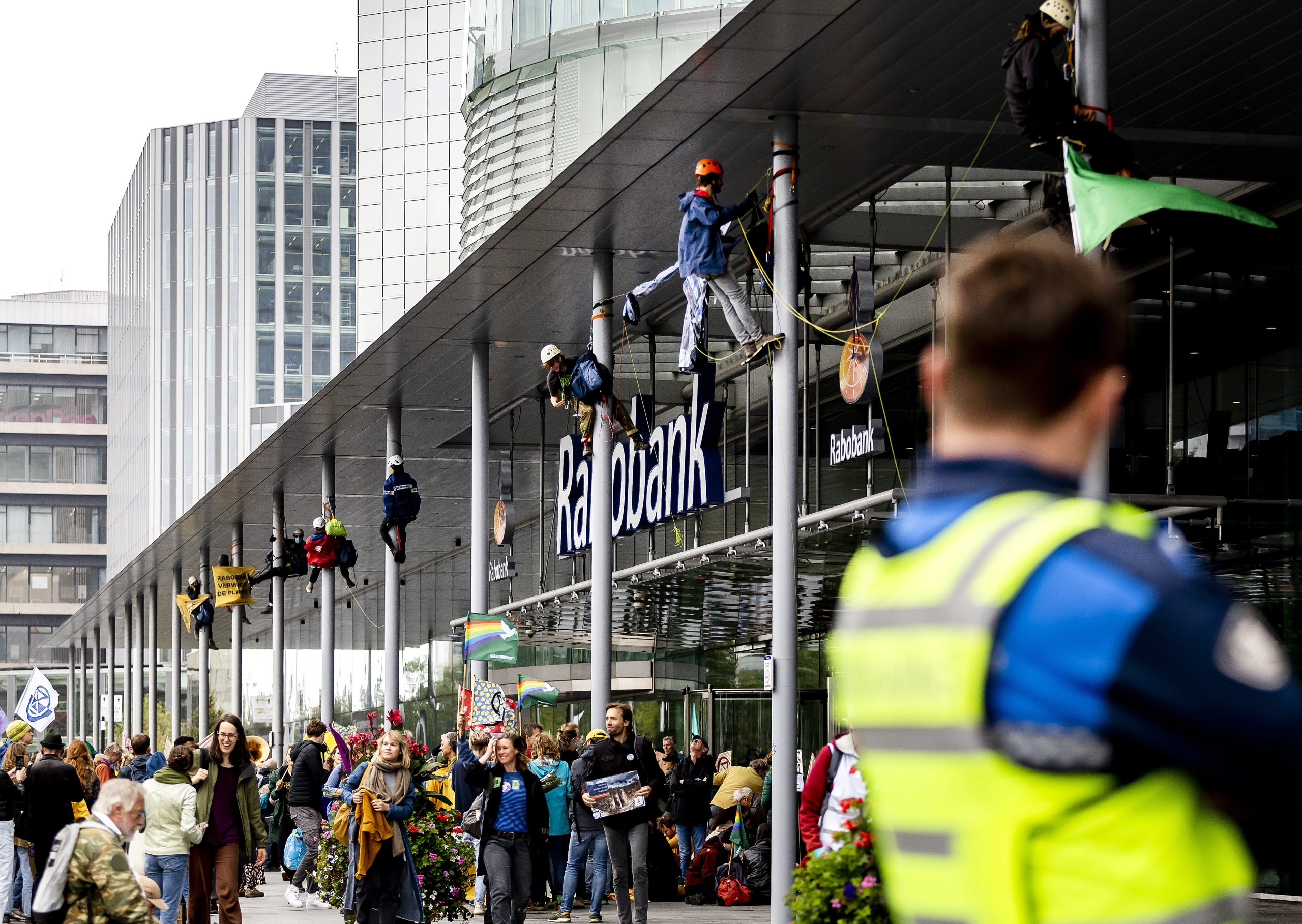 Extincion Rebellion voert opnieuw actie tegen Rabobank: ‘We gaan er zeker mee door!’