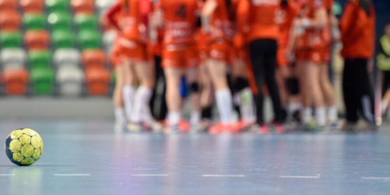 Jeugd handbalsters en hun strijd tegen blessures